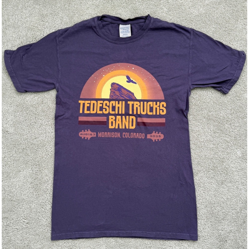 Tedeschi Trucks Band Red Rocks 2025 Concert T-Shirt Purple Comfort Wash Small
